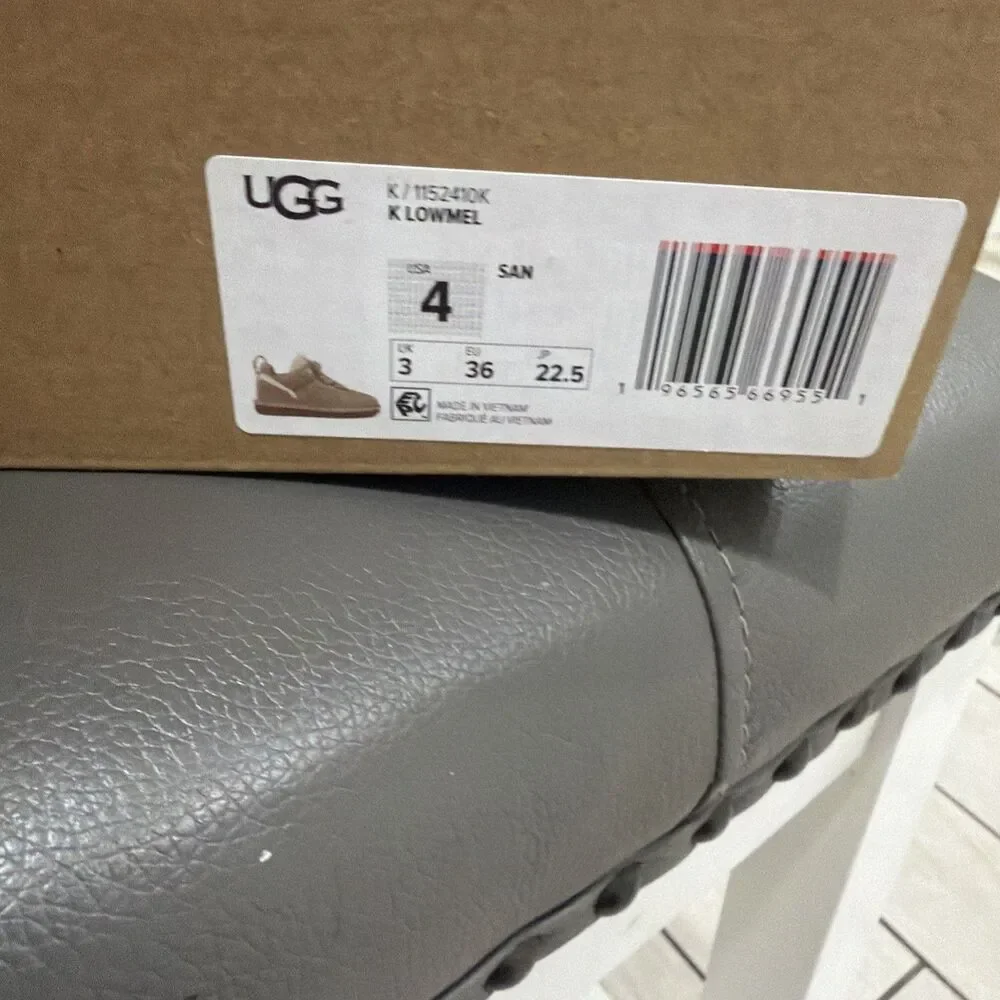 Ugg Kids Lowmel Sneakers Sand Size 4 Brand New With Box